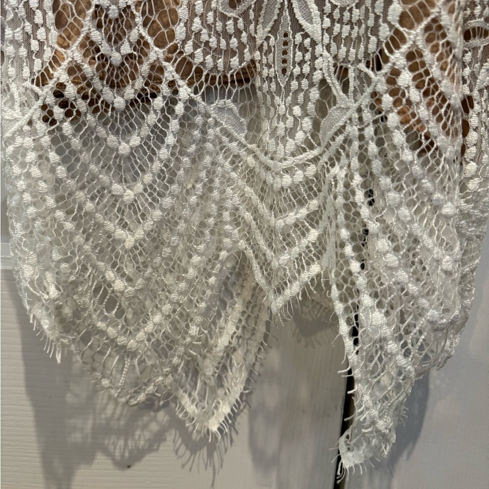 Express White Lace Tank - Size XS - Picture 4 of 6